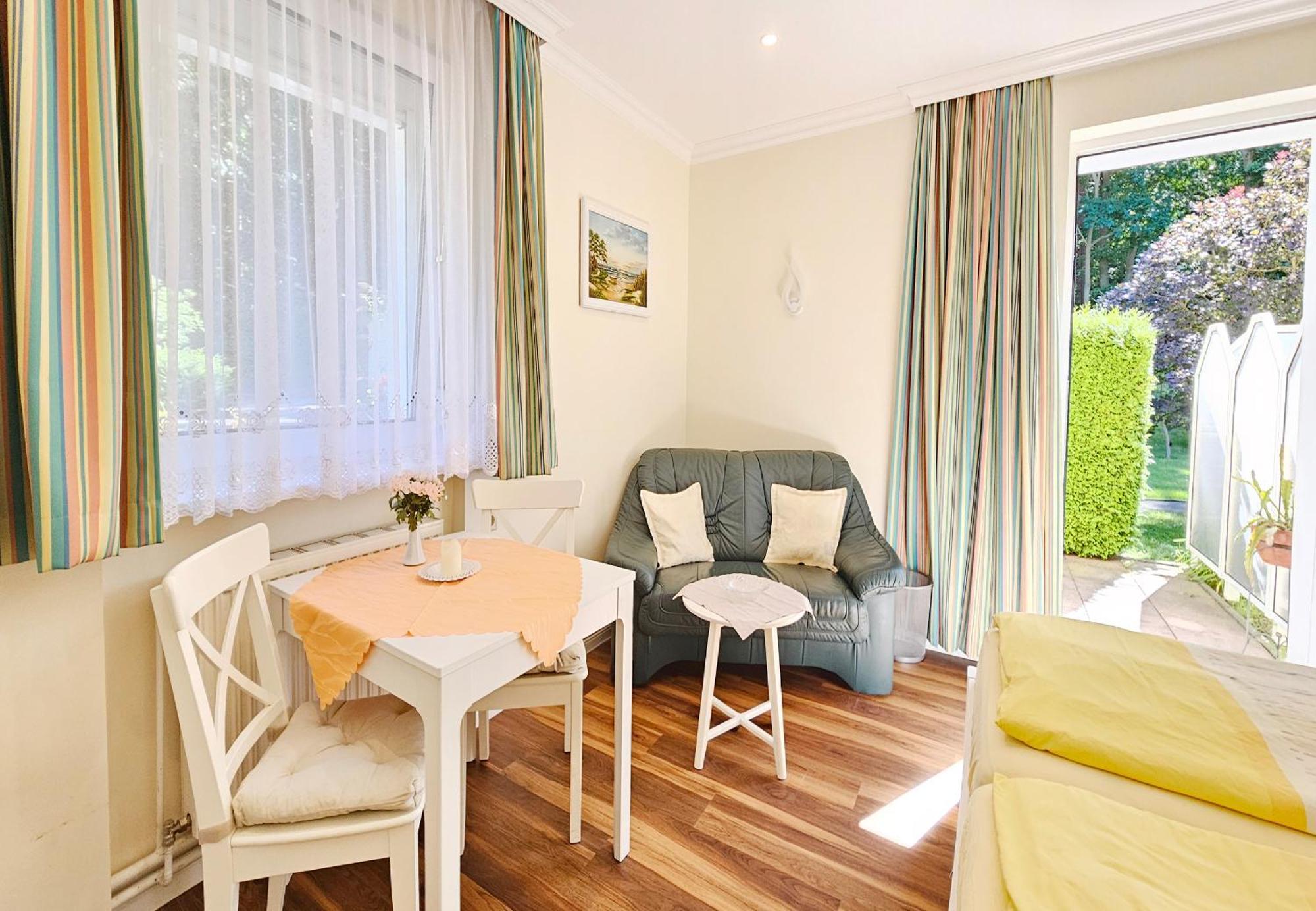 Apartamento Haus Am Wald Heringsdorf  Exterior foto
